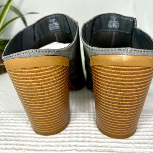 Sun + Stone Deyzaa Metallic Pointed Toe Mules, Grey, 11 - Picture 7 of 10